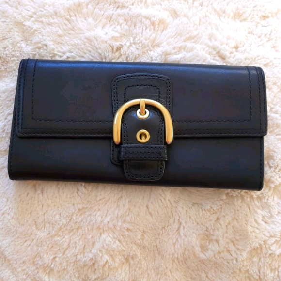 Coach Handbags - Coach wallet